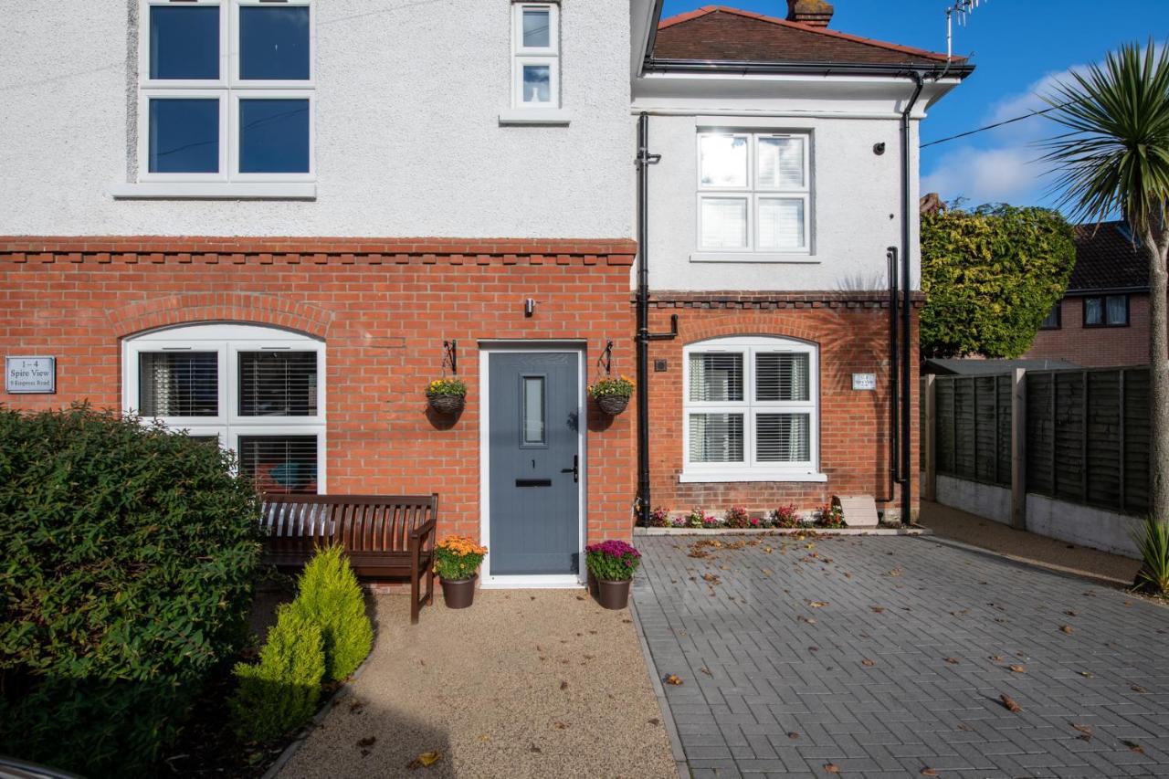 Spire View - New Forest Apartamento *